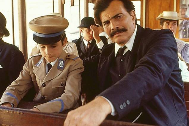 Caio Junqueira e Tarcísio Meira na minissérie 'Desejo' da Globo exibida em 1990 Caio Junqueira e Tarcísio Meira na minissérie 'Desejo' da Globo exibida em 1990