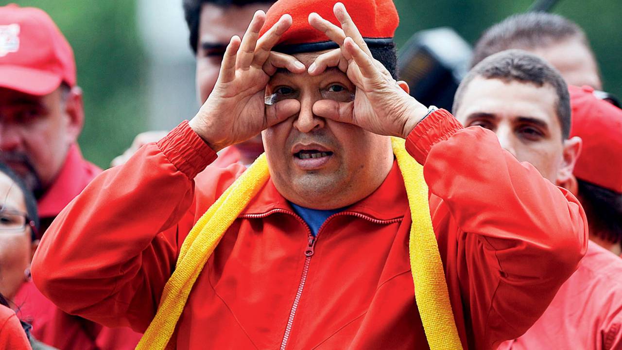 O COMEÇO - Chávez no auge: a derrocada dos amigos da República Bolivariana, como Lula, contribuiu para isolar Maduro