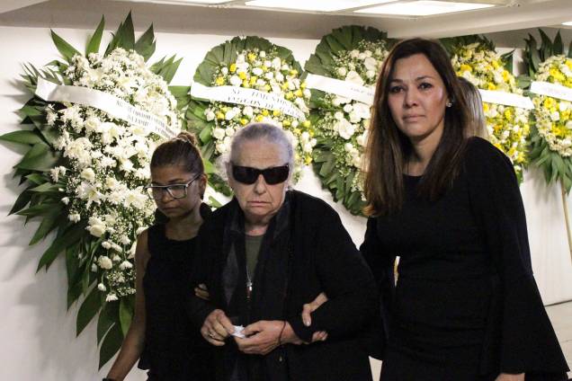 Mercedez Boechat, mãe de Boechat, junto de Veruska Seibel, viúva de Boechat, durante velório corpo do jornalista Ricardo Boechat, morto em um acidente de helicóptero - 12/02/2019 Mercedez Boechat, mãe de Boechat, junto de Veruska Seibel, viúva de Boechat, durante velório corpo do jornalista Ricardo Boechat, morto em um acidente de helicóptero - 12/02/2019