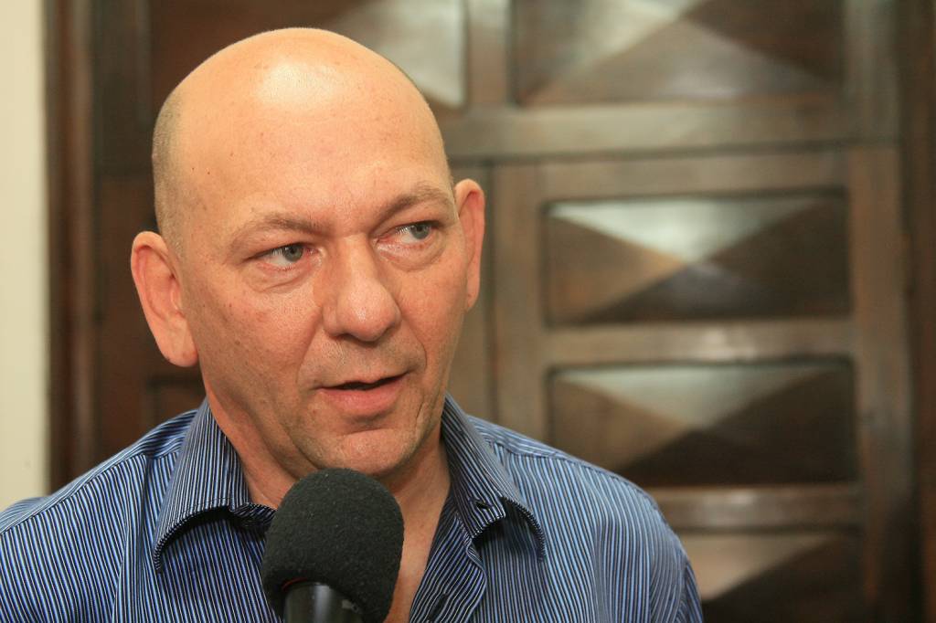 Vídeo: avião com Luciano Hang faz pouso de risco em Santa Catarina