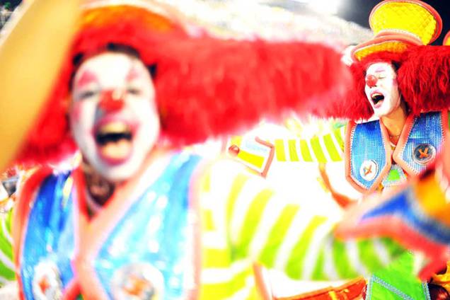 Componente da escola de samba Império Serrano, durante desfile no Sambódromo da Marquês de Sapucaí, no Rio de Janeiro (RJ) - 03/03/2019 Componente da escola de samba Império Serrano, durante desfile no Sambódromo da Marquês de Sapucaí, no Rio de Janeiro (RJ) - 03/03/2019