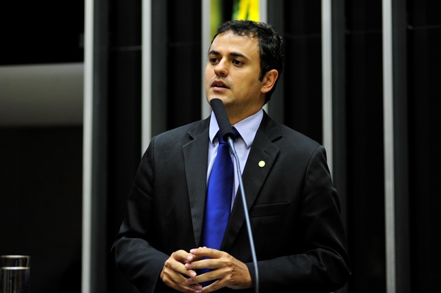 Deputado federal pelo Psol fluminense, Glauber Braga, em sessão plenária na Câmara dos Deputados
