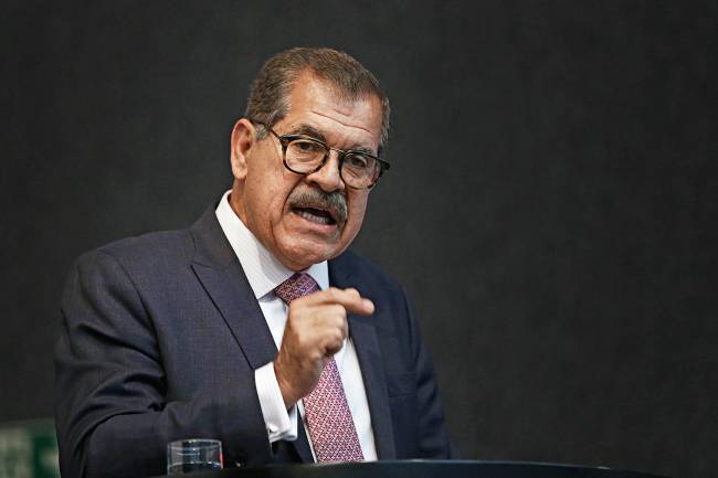Humberto Martins Humberto Martins: filho do ministro é citado em proposta de delação