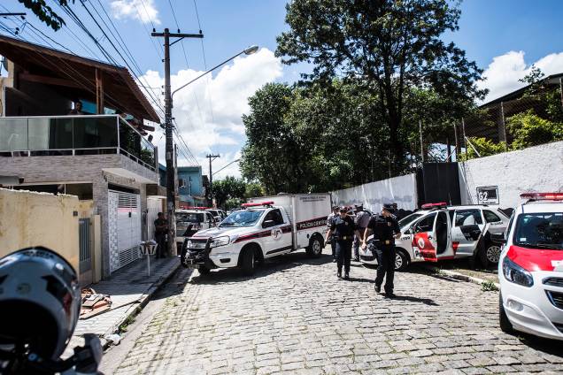 Polícia científica investiga Escola Estadual Raul Brasil em Suzano, cidade na Grande São Paulo após dois adolescentes abrirem fogo contra estudantes - 13/03/2019 Polícia científica investiga Escola Estadual Raul Brasil em Suzano, cidade na Grande São Paulo após dois adolescentes abrirem fogo contra estudantes - 13/03/2019