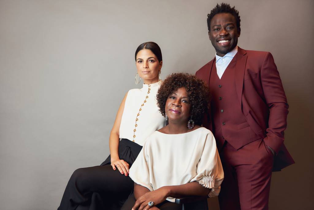 Emanuelle Araújo, Zezeh Barbosa e Douglas Silva, elenco da série ‘Samantha!’, da Netflix Emanuelle Araújo, Zezeh Barbosa e Douglas Silva, elenco da série 'Samantha!', da Netflix