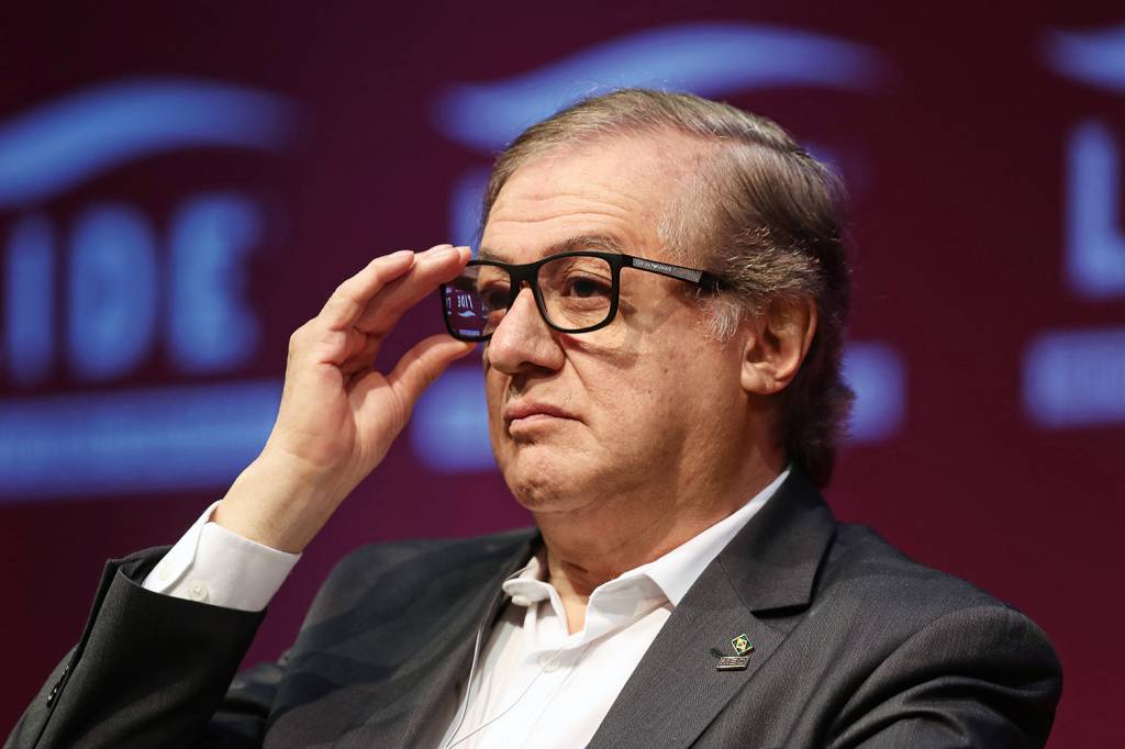 Posse no ITA reúne ex-cúpula do MEC de Vélez