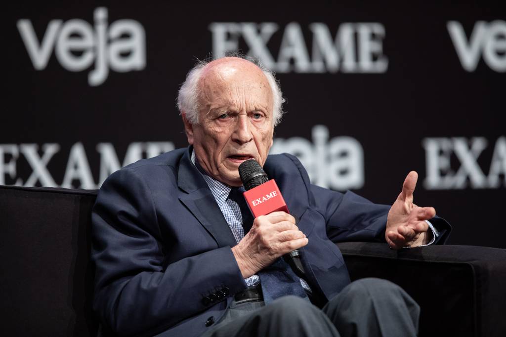 Ricupero lança livro com bastidores do Real em junho, 30 anos após o plano