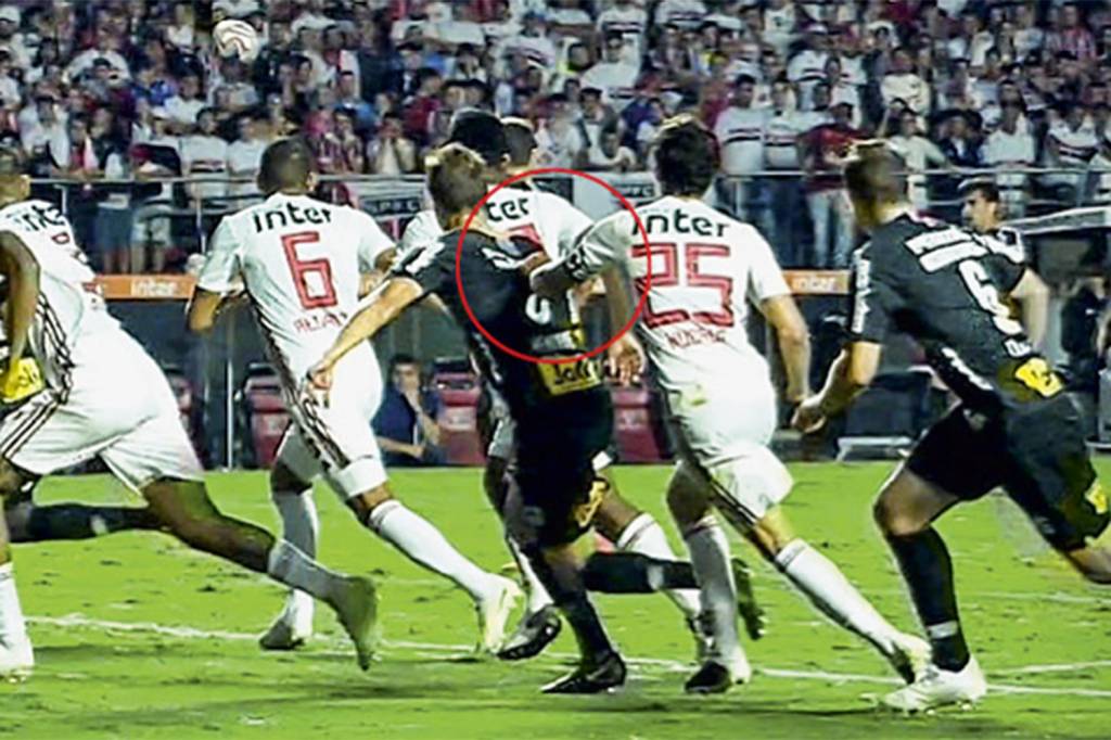 Quatro esportes que empregam o vídeo como auxiliar na arbitragem