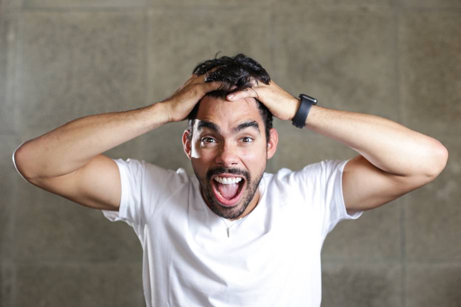 Retrato com o cantor Gabriel Diniz no Grand Hotel Stella Maris em Salvador (BA) - 15/01/2019 Retrato com o cantor Gabriel Diniz no Grand Hotel Stella Maris em Salvador (BA) - 15/01/2019