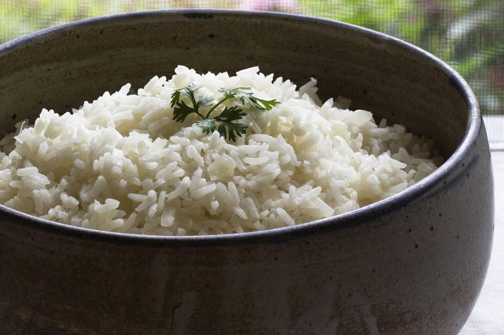 Justiça suspende leilão do governo para compra de arroz importado