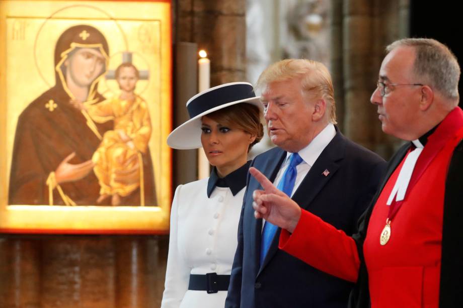 O presidente dos Estados Unidos, Donald Trump, e a primeira-dama Melania Trump visitam a Abadia de Westminster em Londres - 03/06/2019