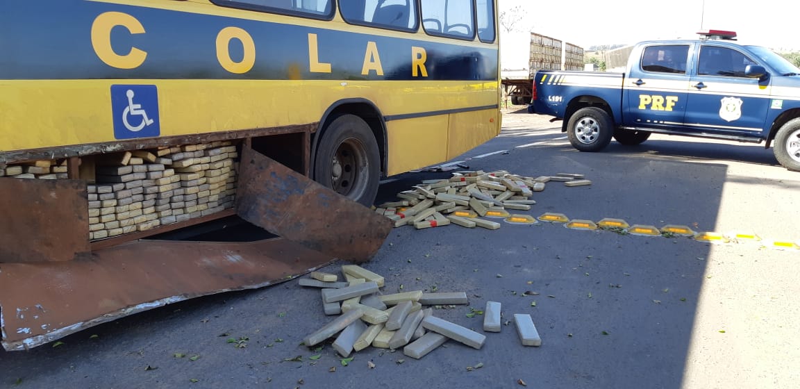 PRF apreende quase 1 tonelada de cocaína no interior do Paraná