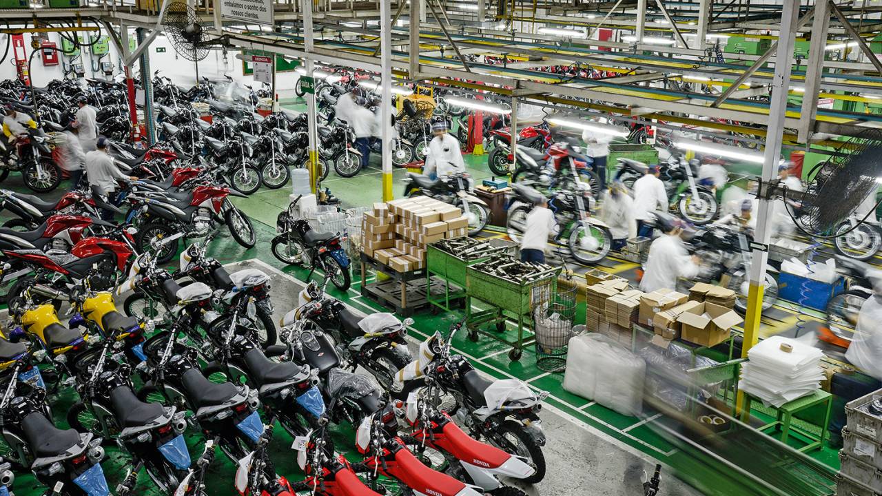 FIM DA LINHA? - Fábrica de motos na Zona Franca de Manaus: previsão de extinção de polos beneficiados com desonerações