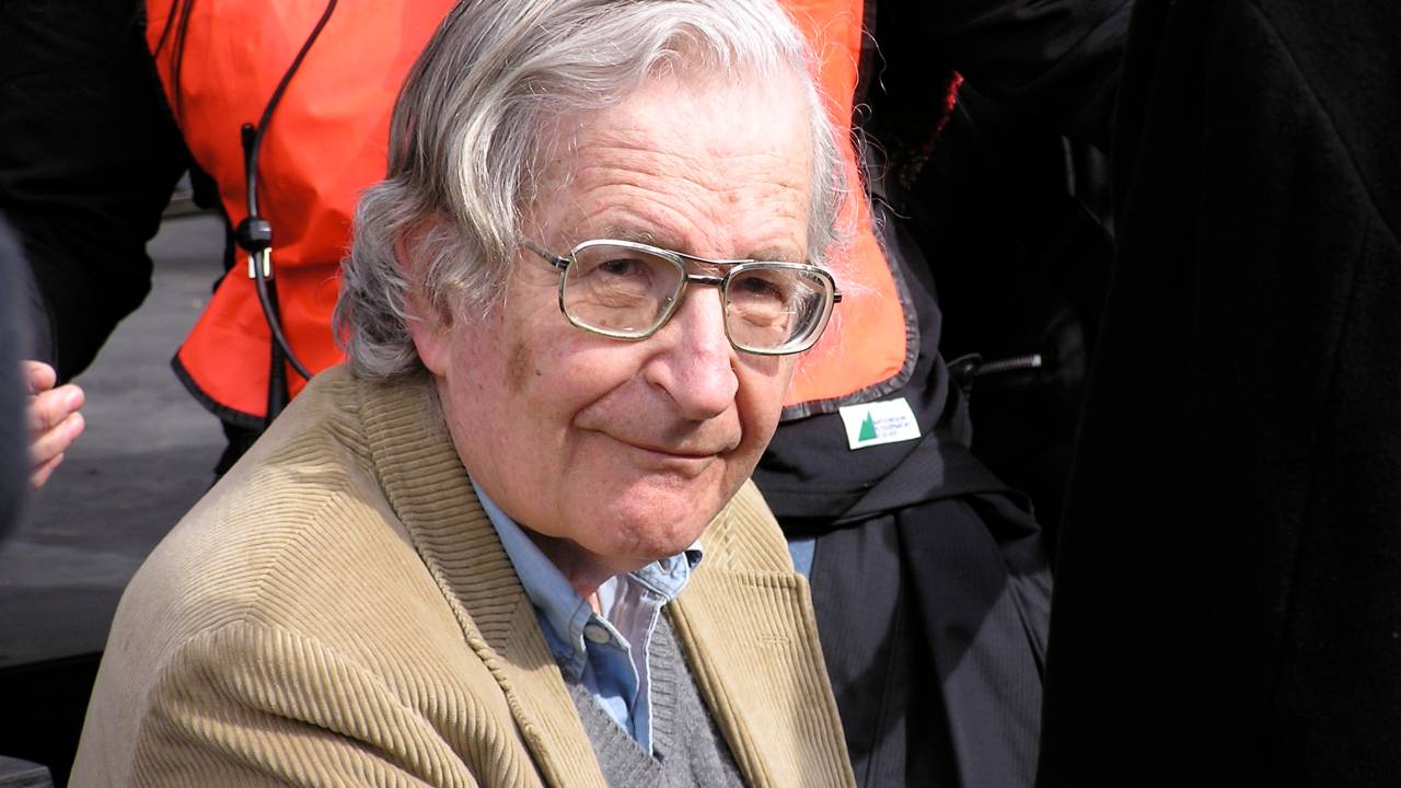 O filósofo e linguista americano Noam Chomsky