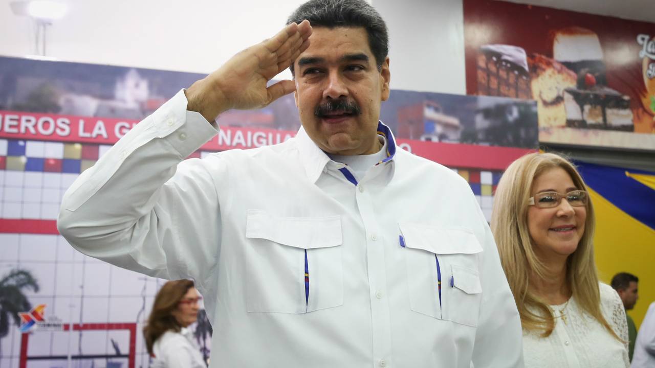 O presidente da Venezuela, Nicolás Maduro, com a primeira-dama, Cilia Flores, em inauguração de terminal de passageiros em La Guaira - 20/08/2019
