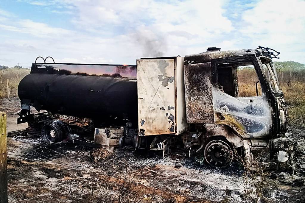 CAMINHAO TANQUE-IBAMA-ESPIGAO DOESTE-2019-2.jpg CAMINHAO TANQUE-IBAMA-ESPIGAO DOESTE-2019-2.jpg