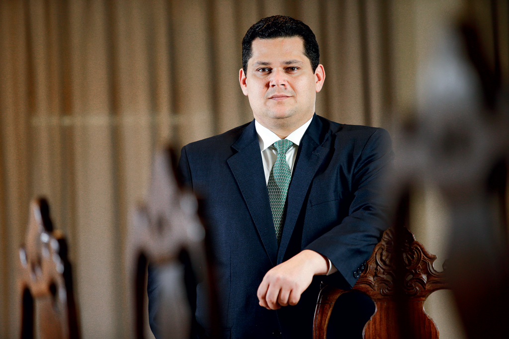 Alcolumbre: “O Brasil esteve à beira da insolvência institucional”