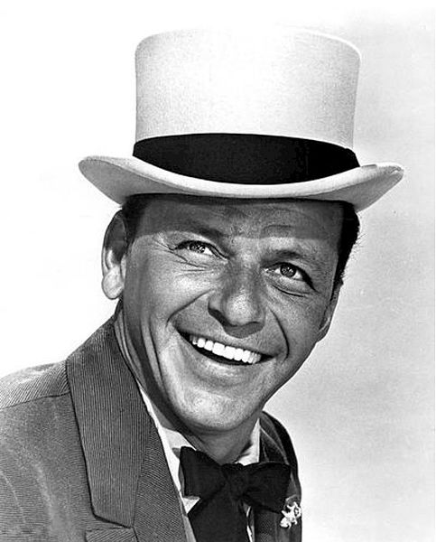 FRANK SINATRA – Wikipédia – Divulgação FRANK SINATRA – Wikipédia – Divulgação