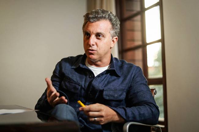 LUCIANO HUCK