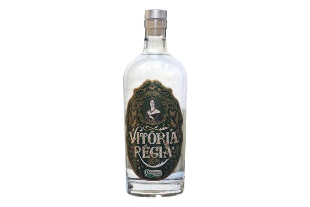 Vitória Régia - Fabricante: Carmosina - Ingredientes: pimenta-da-jamaica, coentro e limão - Preço: R$ 75,00 Vitória Régia - Fabricante: Carmosina - Ingredientes: pimenta-da-jamaica, coentro e limão - Preço: R$ 75,00