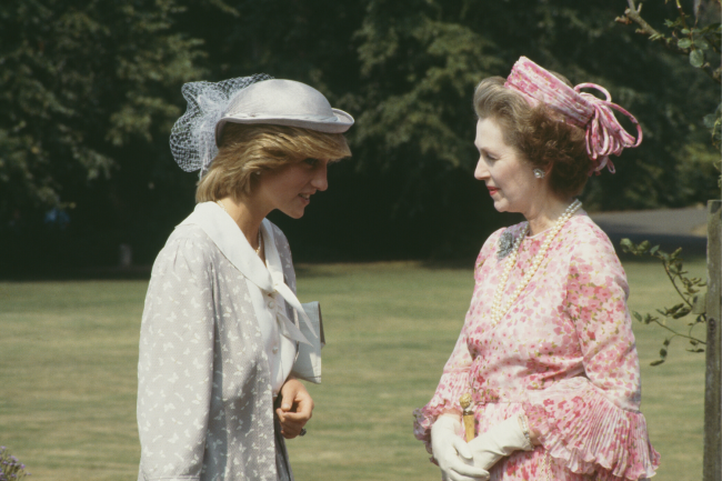 Design sem nome (67) Princesa Diana se reconciliou com a madrasta três anos antes de seu trágico acidente de carro