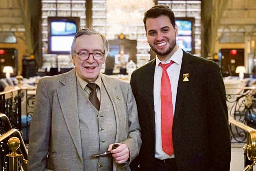 Filipe Martins com Olavo de Carvalho Filipe Martins com Olavo de Carvalho