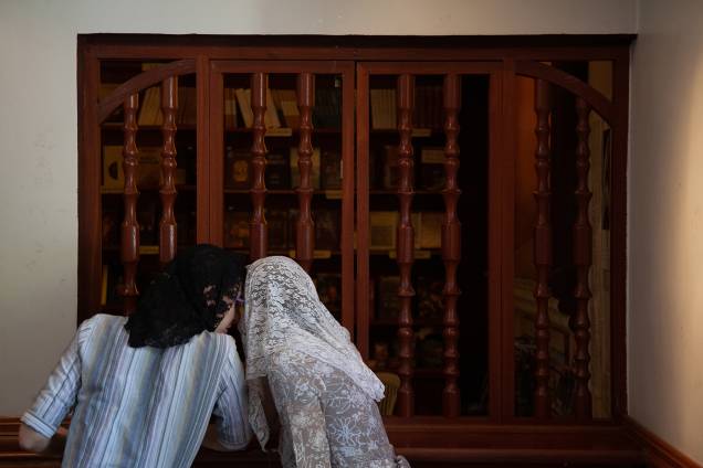 SAO PAULO, SP, BRASIL - 27/10/2019 - Missa Tridentina na Capela São Pio X, na Vila Mariana. A cerimônia, que reúne católicos tradicionalistas, foi seguida de procissão pelas ruas do bairro. SAO PAULO, SP, BRASIL - 27/10/2019 - Missa Tridentina na Capela São Pio X, na Vila Mariana. A cerimônia, que reúne católicos tradicionalistas, foi seguida de procissão pelas ruas do bairro.