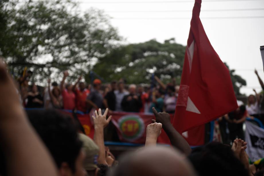 O ex-presidente Lula falou ao público em ato no em frente ao Sindicato dos Metalúrgicos, em São Bernardo do Campo-SP