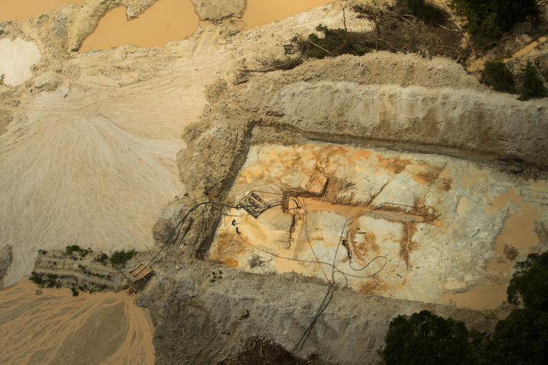 Cenas de um garimpo ilegal na Terra Indígena Munduruku, no Pará, em setembro de 2019