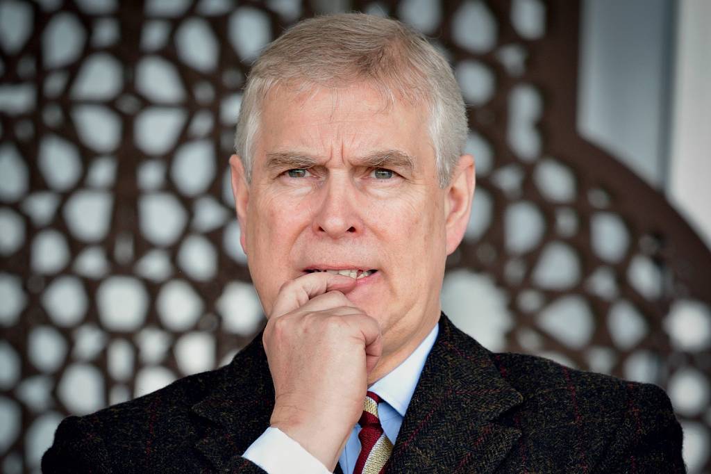 Livro revela novas acusações contra príncipe Andrew sobre Epstein, finanças e vida pessoal