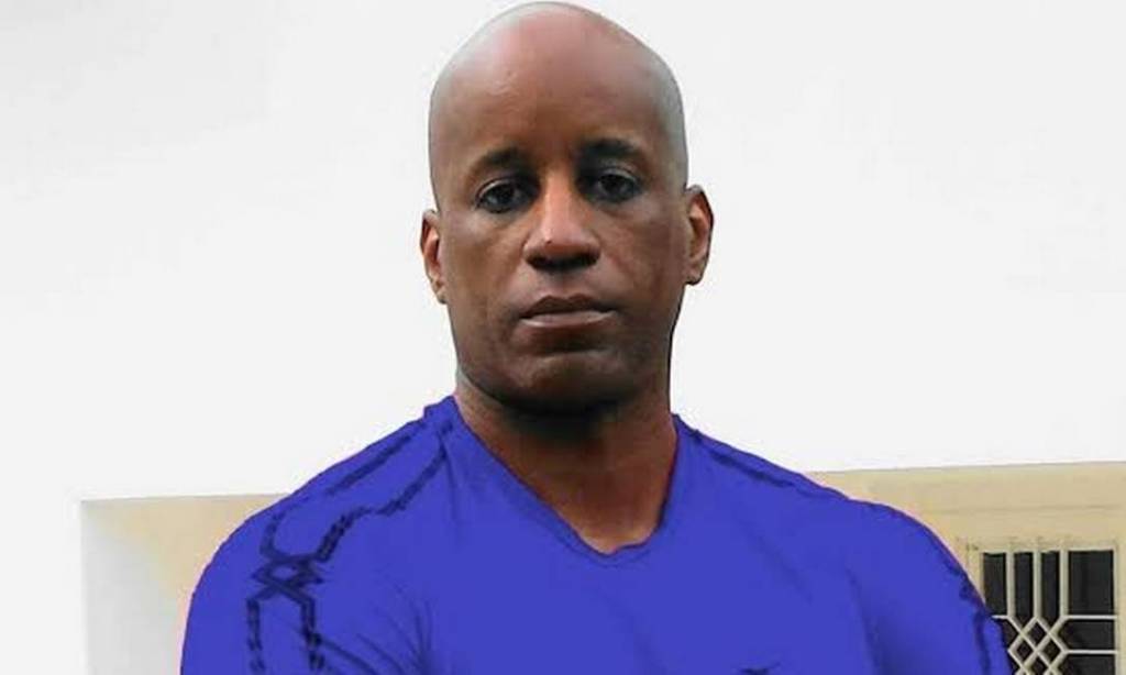 Sérgio Camargo tenta fugir da insignificância atacando pessoas relevantes