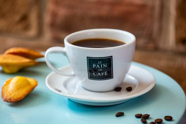 Café coado: grãos 100% arábica Café coado: grãos 100% arábica