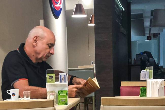 Fabrício Queiroz: o amigo-problema