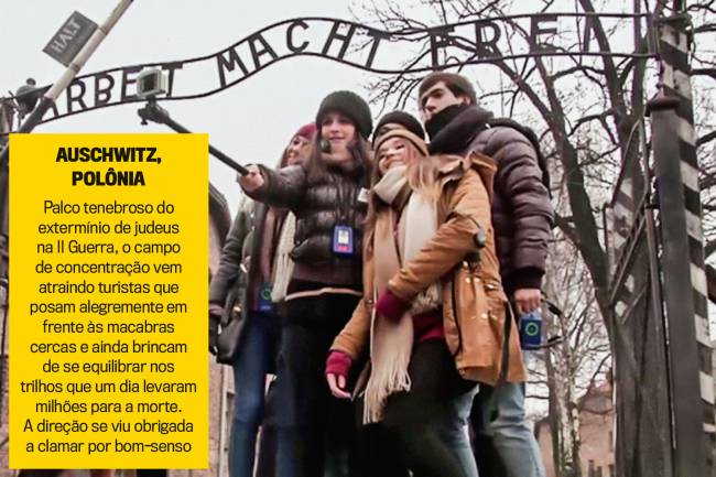 SELFIE-AUSCHWITZ-2