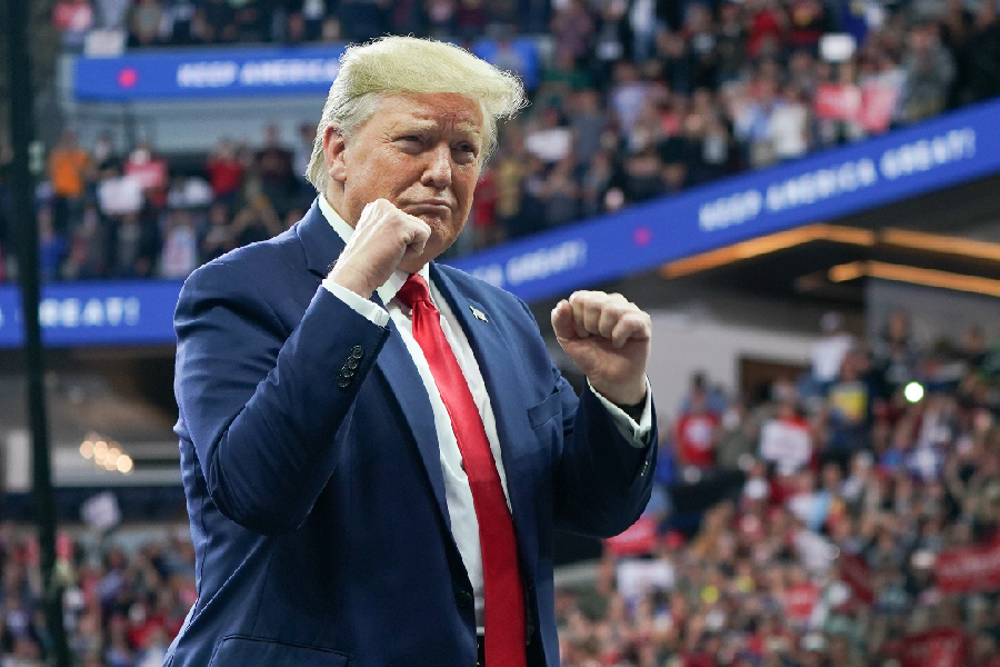 Donald Trump em comício em Minneapolis