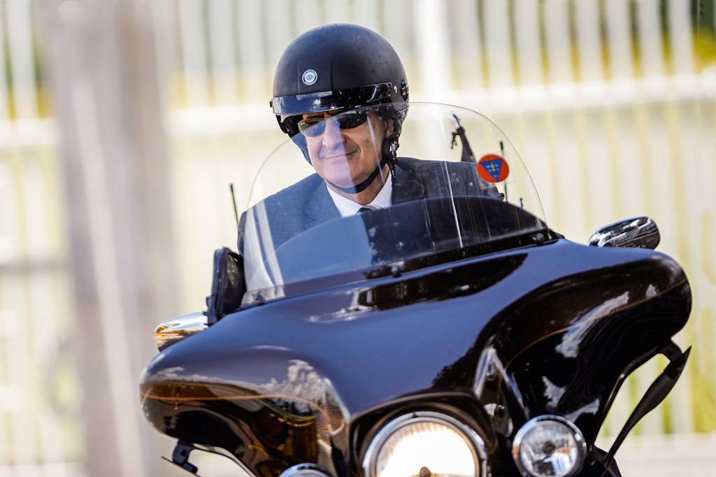Brazil’s Minister of the Secretariat of Government Luiz Eduardo Ramos is seen on his motorcycle outside the Alvorada Palace after a meeting with Brazil’s President Jair Bolsonaro (not pictured), in Brasilia Brazil’s Minister of the Secretariat of Government Luiz Eduardo Ramos is seen on his motorcycle outside the Alvorada Palace after a meeting with Brazil’s President Jair Bolsonaro (not pictured), in Brasilia