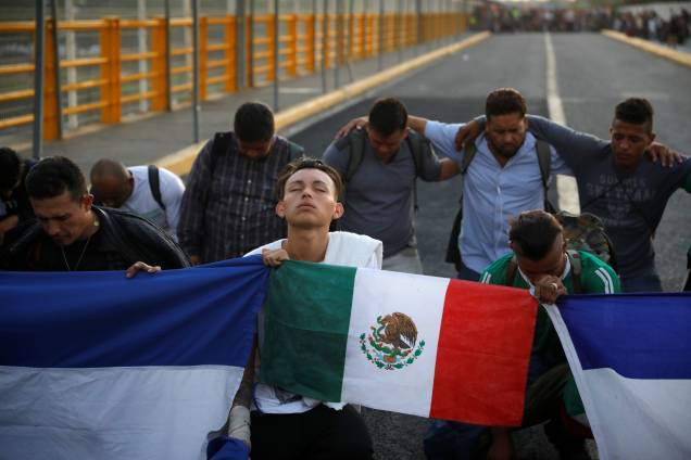 <span style="font-weight:400;">O grupo deve sair da Guatemala e adentrar o território mexicano, desafiando a promessa do governo de ajudar os americanos a conterem movimentos de migrantes em massa - 20/01/2020</span> <span style="font-weight:400;">O grupo deve sair da Guatemala e adentrar o território mexicano, desafiando a promessa do governo de ajudar os americanos a conterem movimentos de migrantes em massa - 20/01/2020</span>