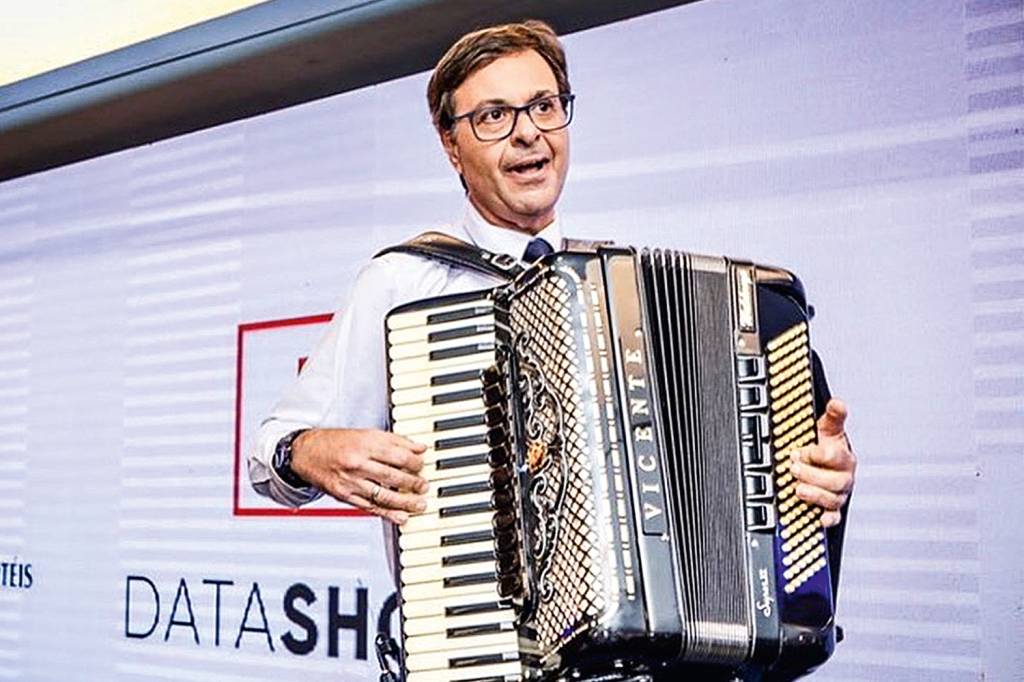 De olho no Senado, ex-ministro sanfoneiro quer rodar o país com Bolsonaro