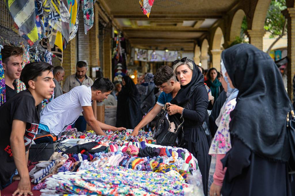 MULHER-IRAN MULHER-IRAN