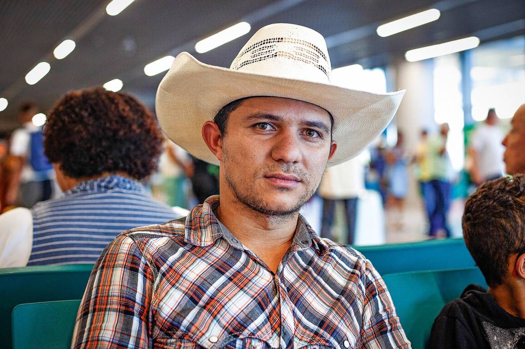 DEPORTADOS-CHARLES-2020-12.jpg DEPORTADOS-CHARLES-2020-12.jpg