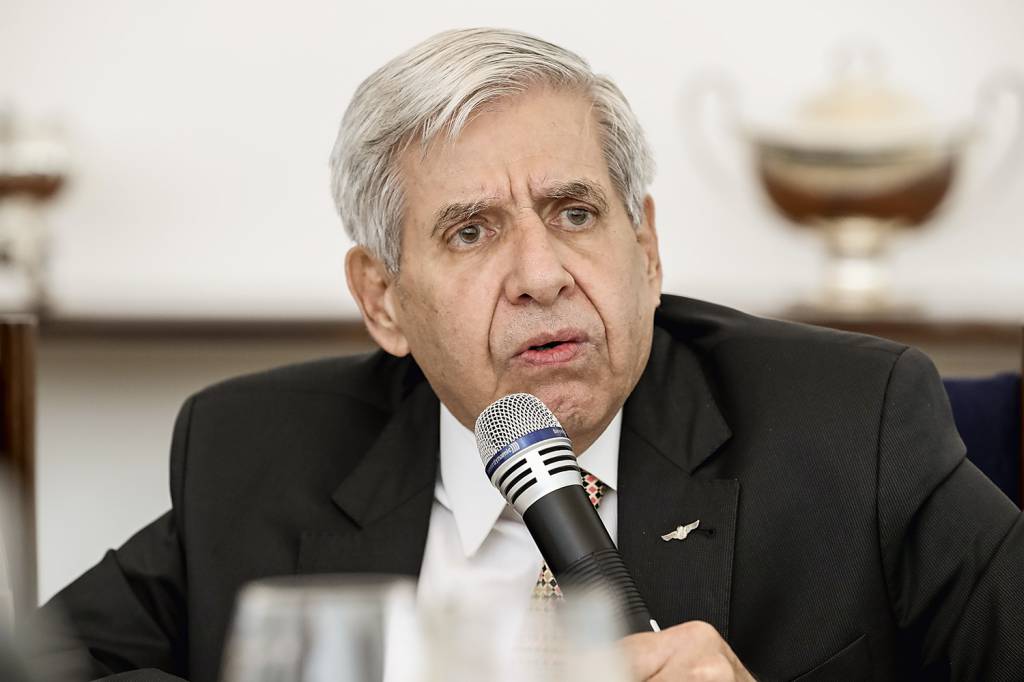 GENERAL-AUGUSTO-HELENO-CONSELHO-GOVERNO-2020-10-(23).jpg GENERAL-AUGUSTO-HELENO-CONSELHO-GOVERNO-2020-10-(23).jpg
