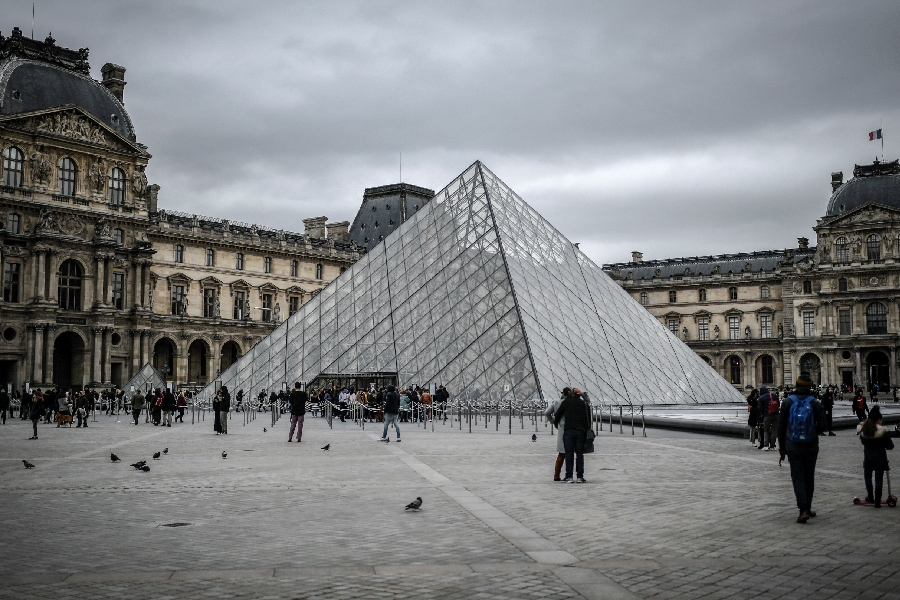 louvre