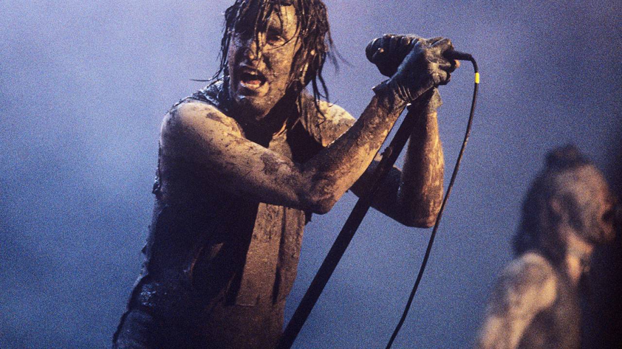 Trent Reznor, do Nine Inch Nails, se apresenta no Woodstock, em 1994