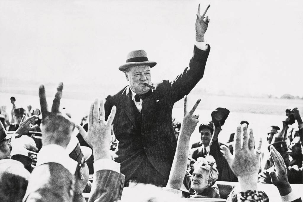 WINSTON-CHURCHILL-100.jpg WINSTON-CHURCHILL-100.jpg