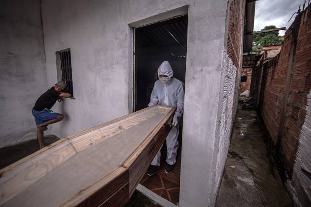 O SOS Funeral é um serviço 24 horas que atende todo o município de Manaus O SOS Funeral é um serviço 24 horas que atende todo o município de Manaus