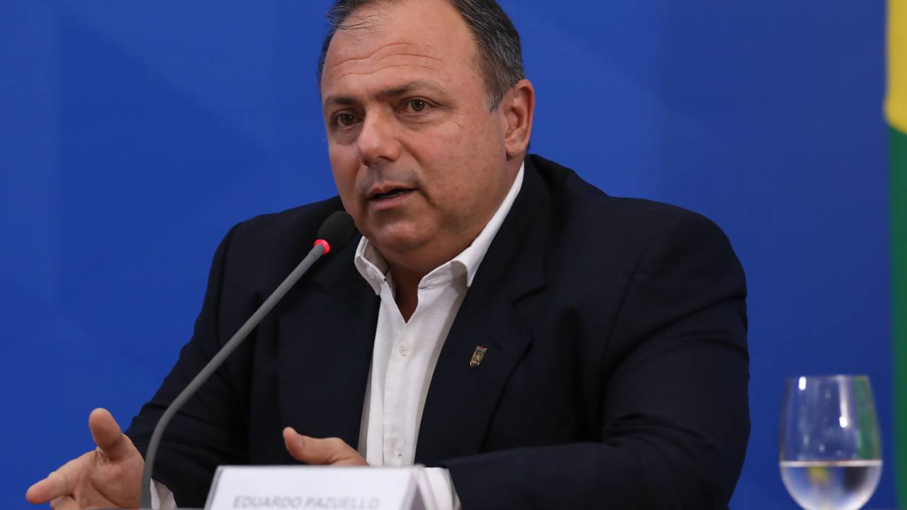 O general Eduardo Pazuello