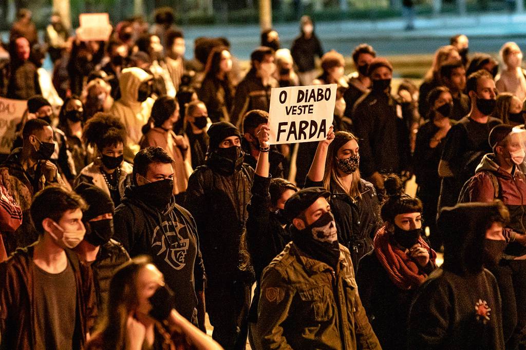 Manifestação contra o racismo em Curitiba Manifestação contra o racismo em Curitiba