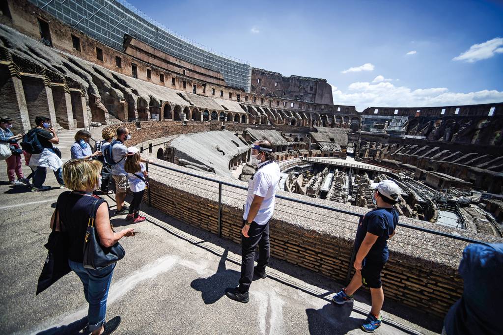 ITALY-HEALTH-VIRUS-COLOSSEUM-CULTURE-HERITAGE-TOURISM ITALY-HEALTH-VIRUS-COLOSSEUM-CULTURE-HERITAGE-TOURISM