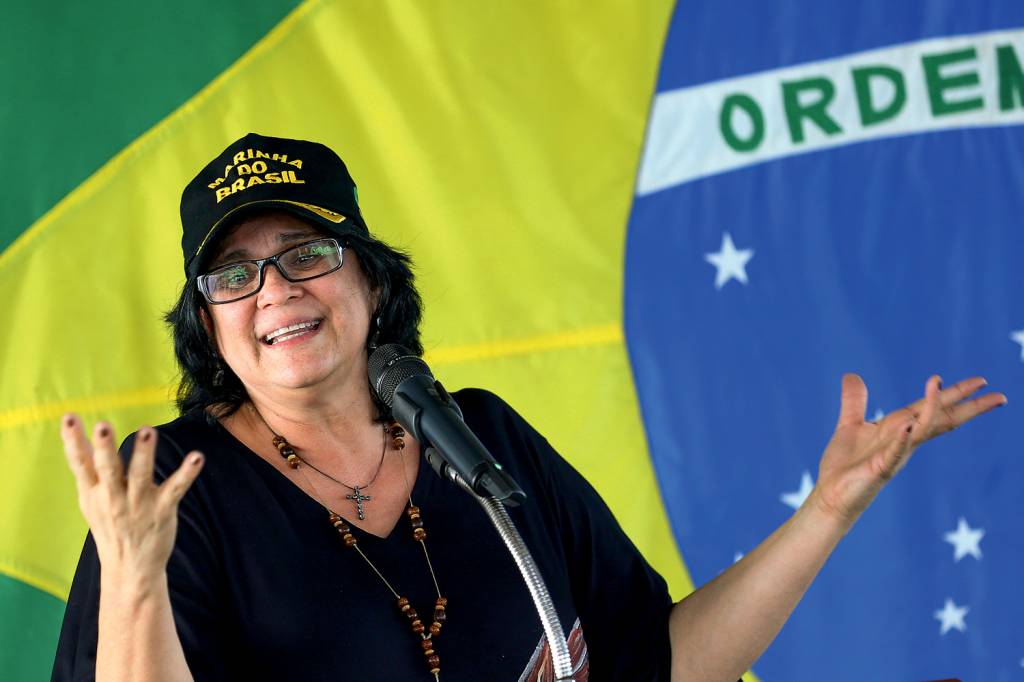 Ministra da Mulher, Família e Direitos Humanos, Damares Alves, participa de cerimônia de entrega de cestas básicas a municípios da Ilha de Marajó. Damares Alves