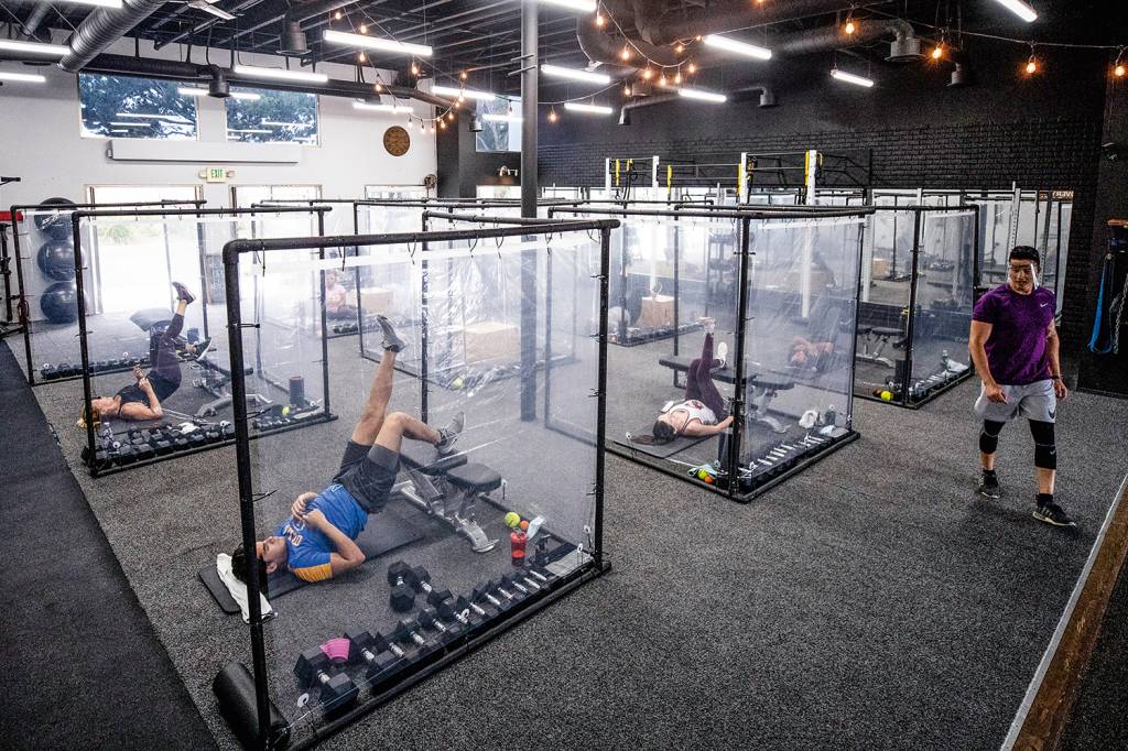 Gym classes resume amid coronavirus pandemic in Los Angeles Gym classes resume amid coronavirus pandemic in Los Angeles